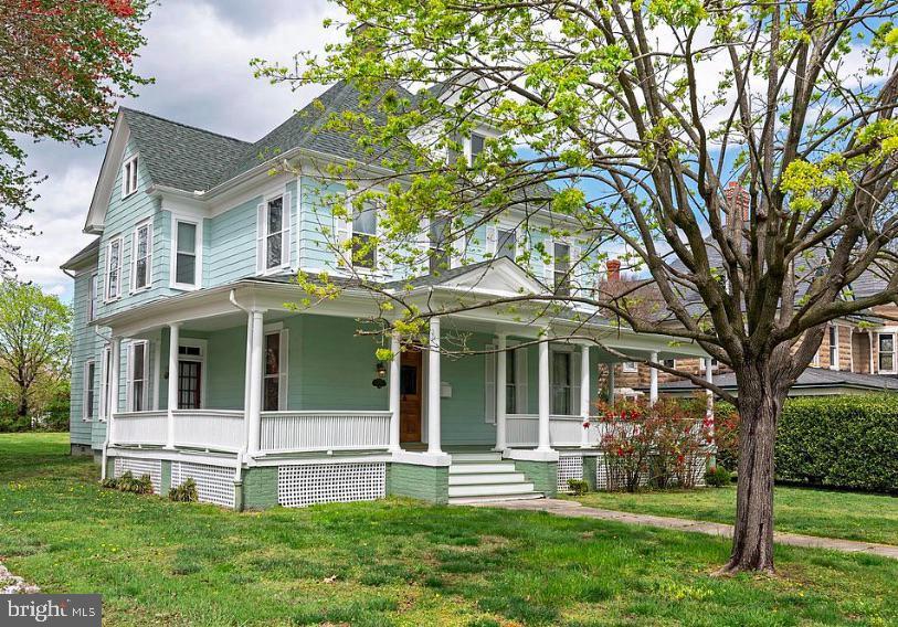 205 OAKLEY STREET Unit: 2