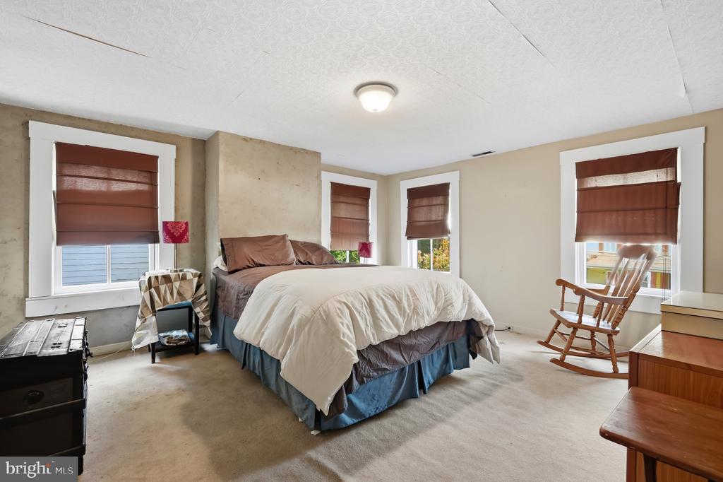 114 VUE DE LEAU STREET