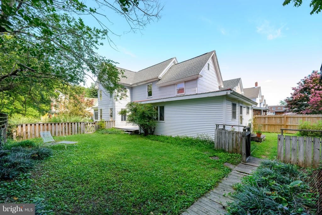 114 VUE DE LEAU STREET
