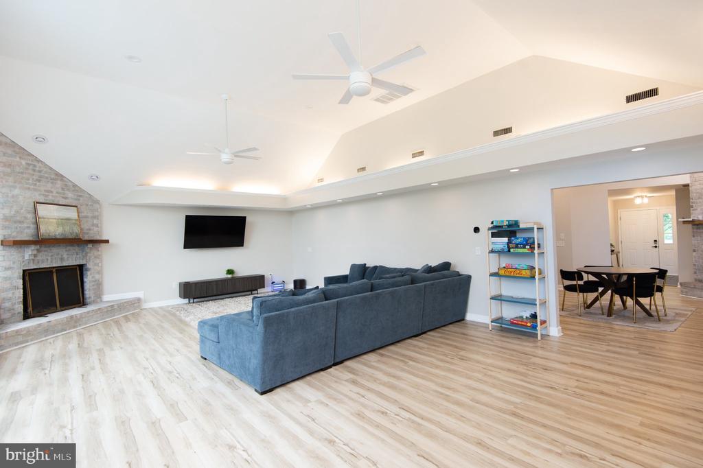 1001 WAGNER POINT ROAD
