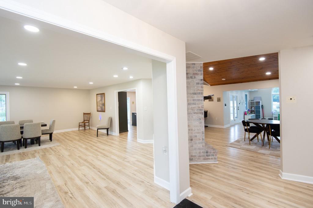 1001 WAGNER POINT ROAD