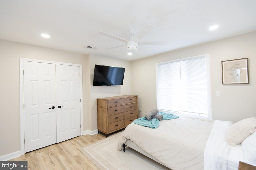 1001 WAGNER POINT ROAD