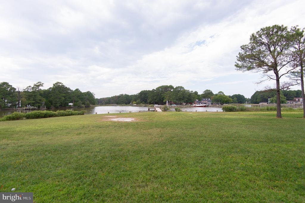 1001 WAGNER POINT ROAD