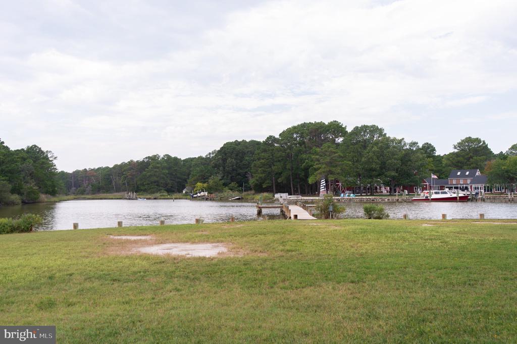 1001 WAGNER POINT ROAD