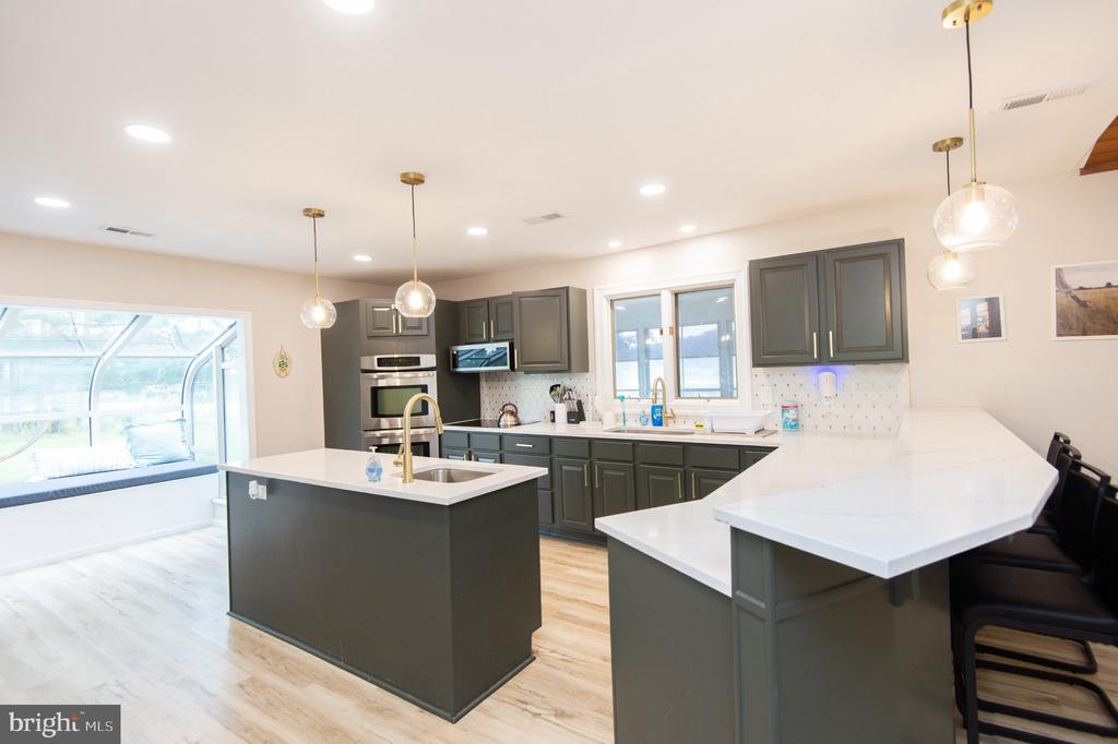 1001 WAGNER POINT ROAD