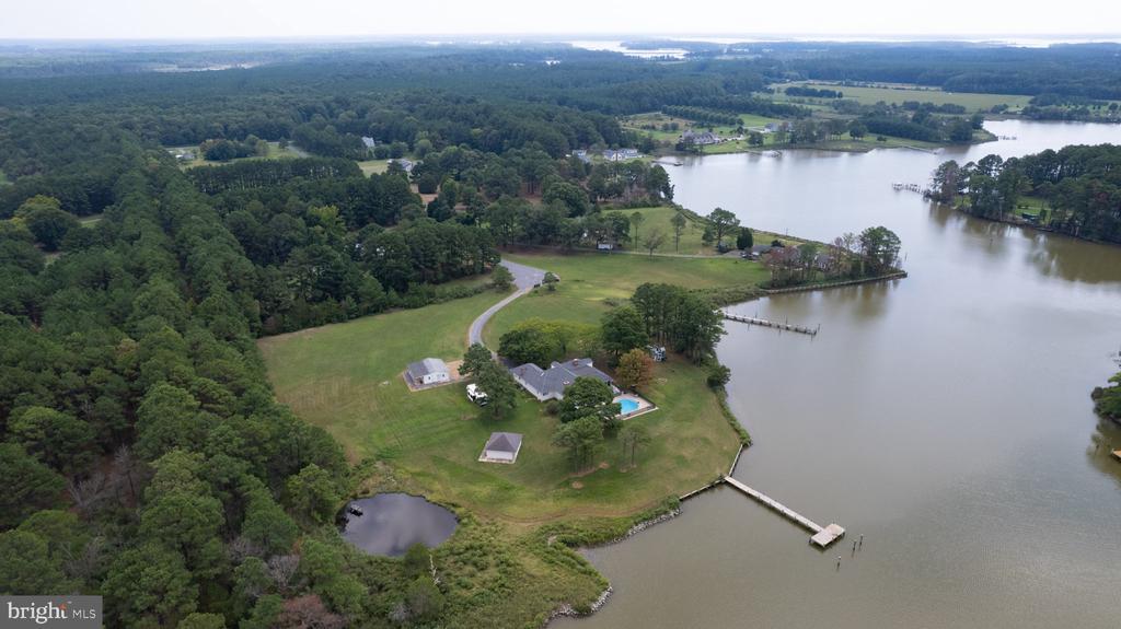 1001 WAGNER POINT ROAD