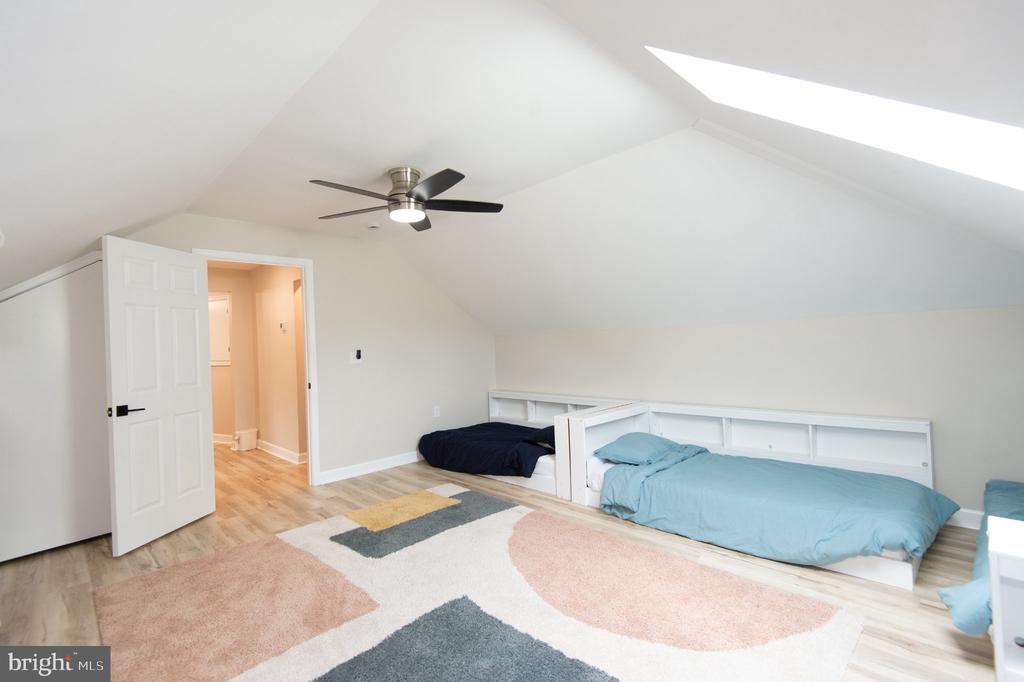 1001 WAGNER POINT ROAD