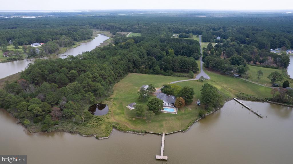 1001 WAGNER POINT ROAD