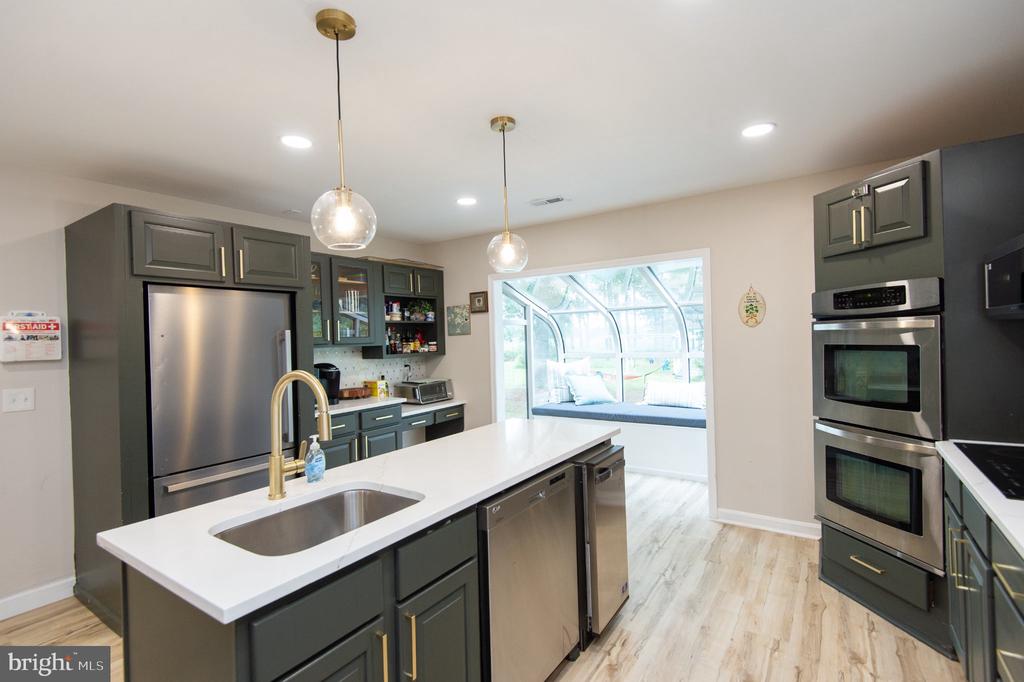 1001 WAGNER POINT ROAD