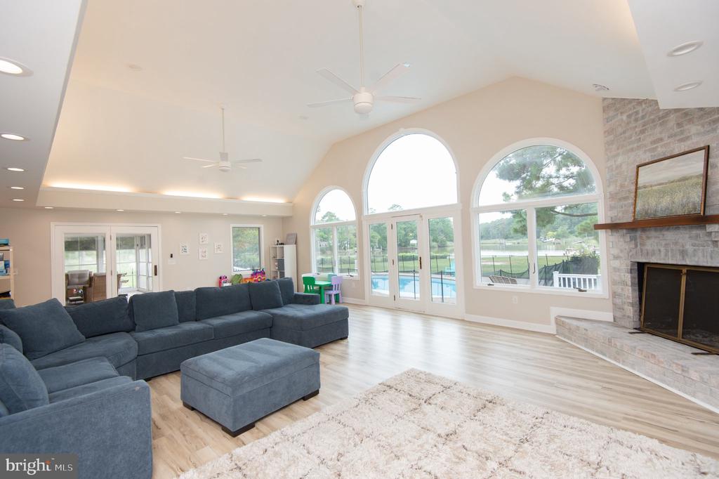 1001 WAGNER POINT ROAD