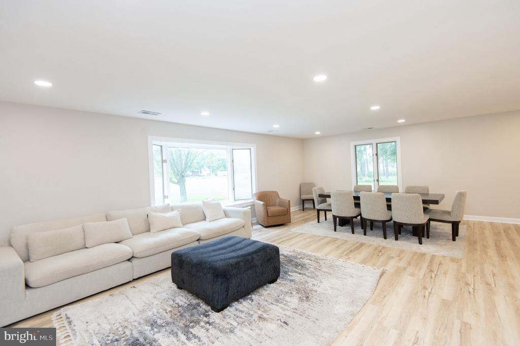 1001 WAGNER POINT ROAD