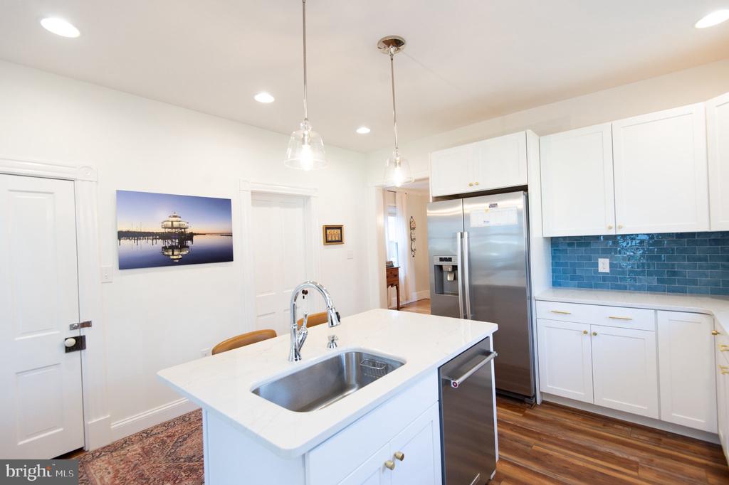 102 VUE DE LEAU STREET