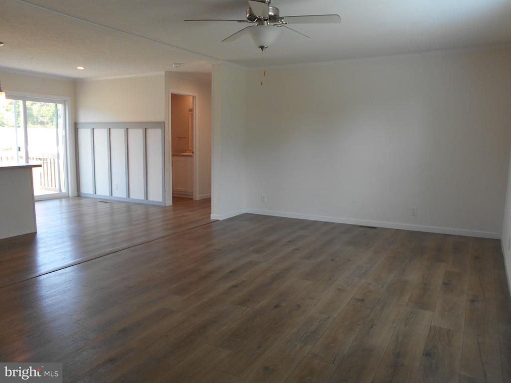 3908 LEE COURT
