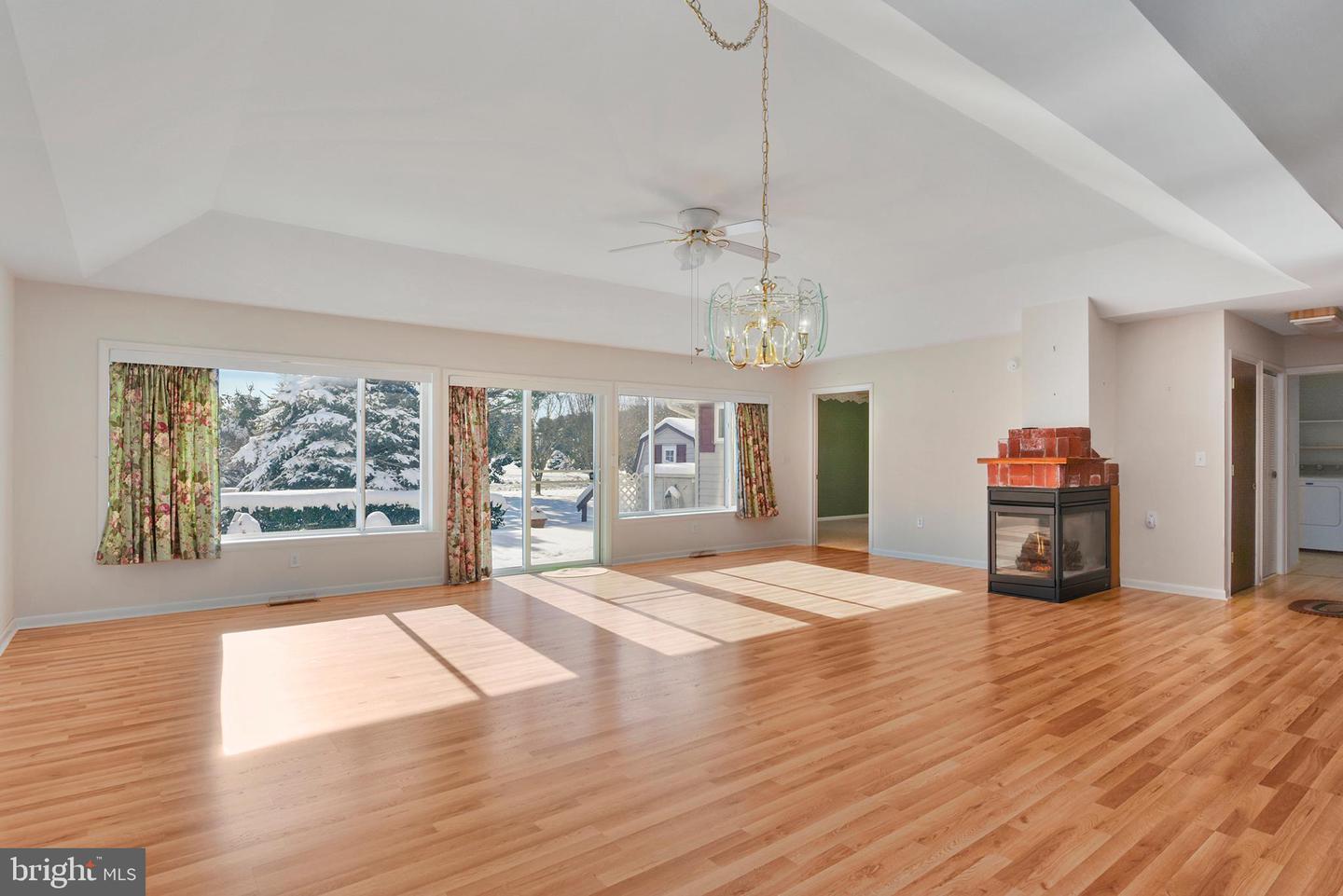 105 Dogwood Dr