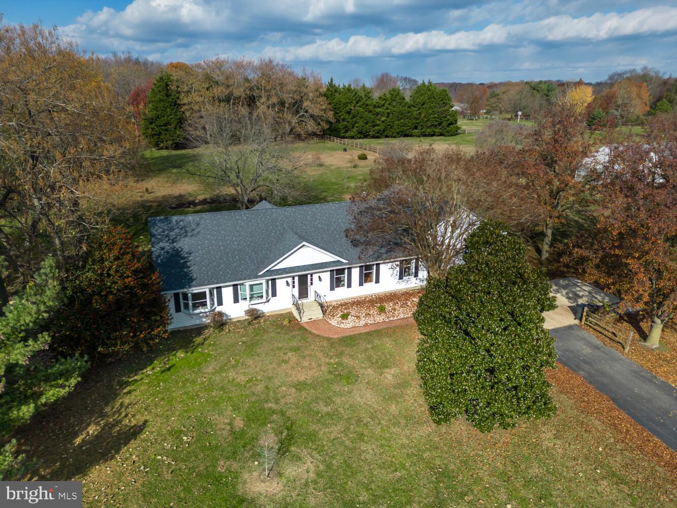 24204 Drayton Landing Dr