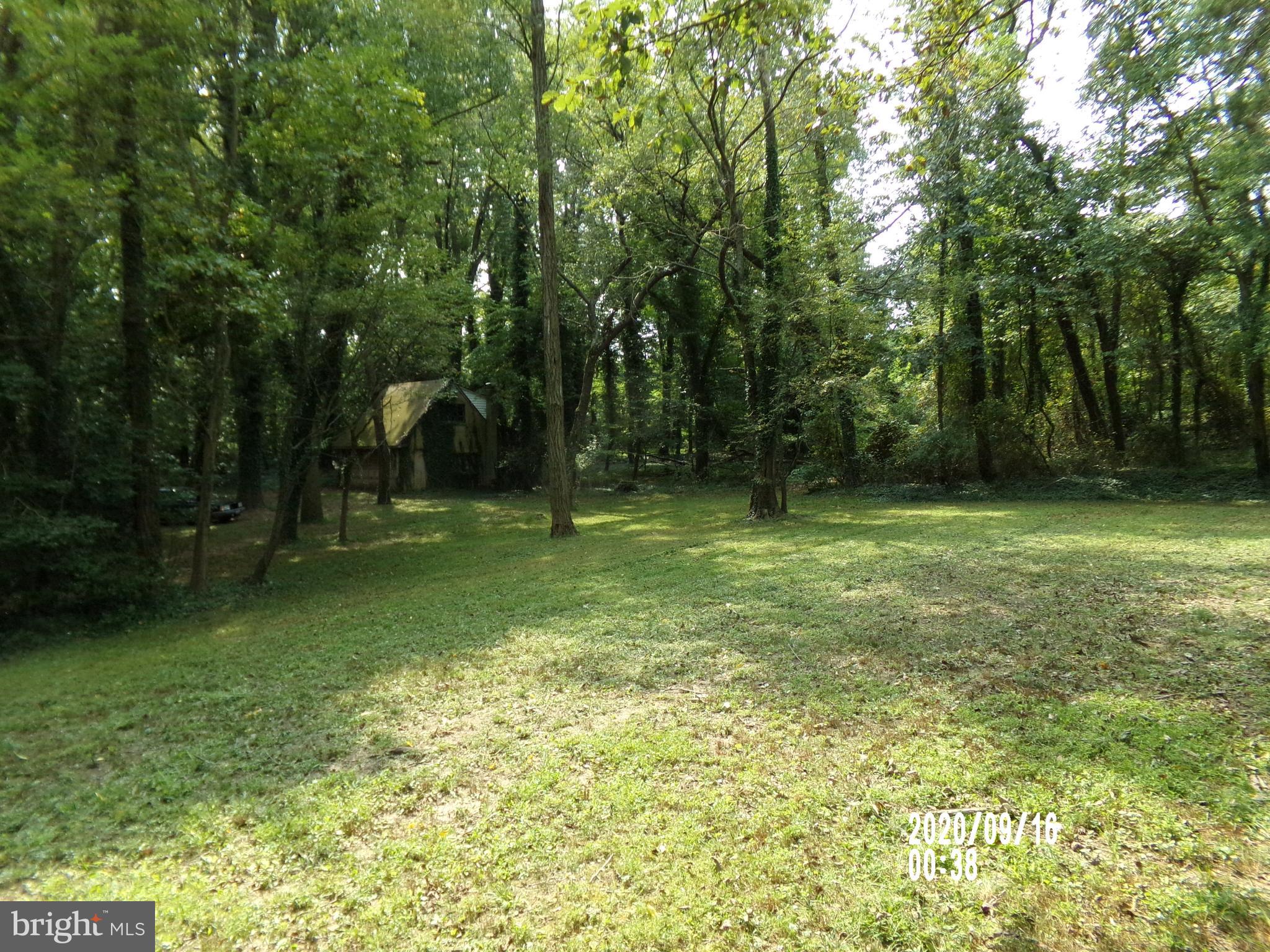 00 Roberts Drive