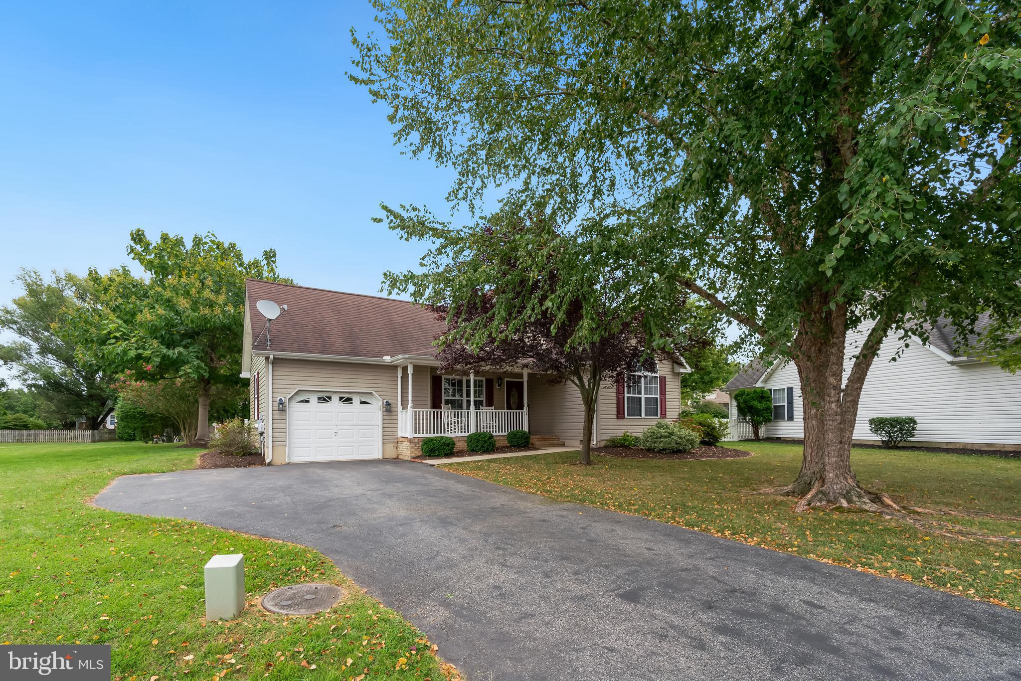 104 Hemlock Ct