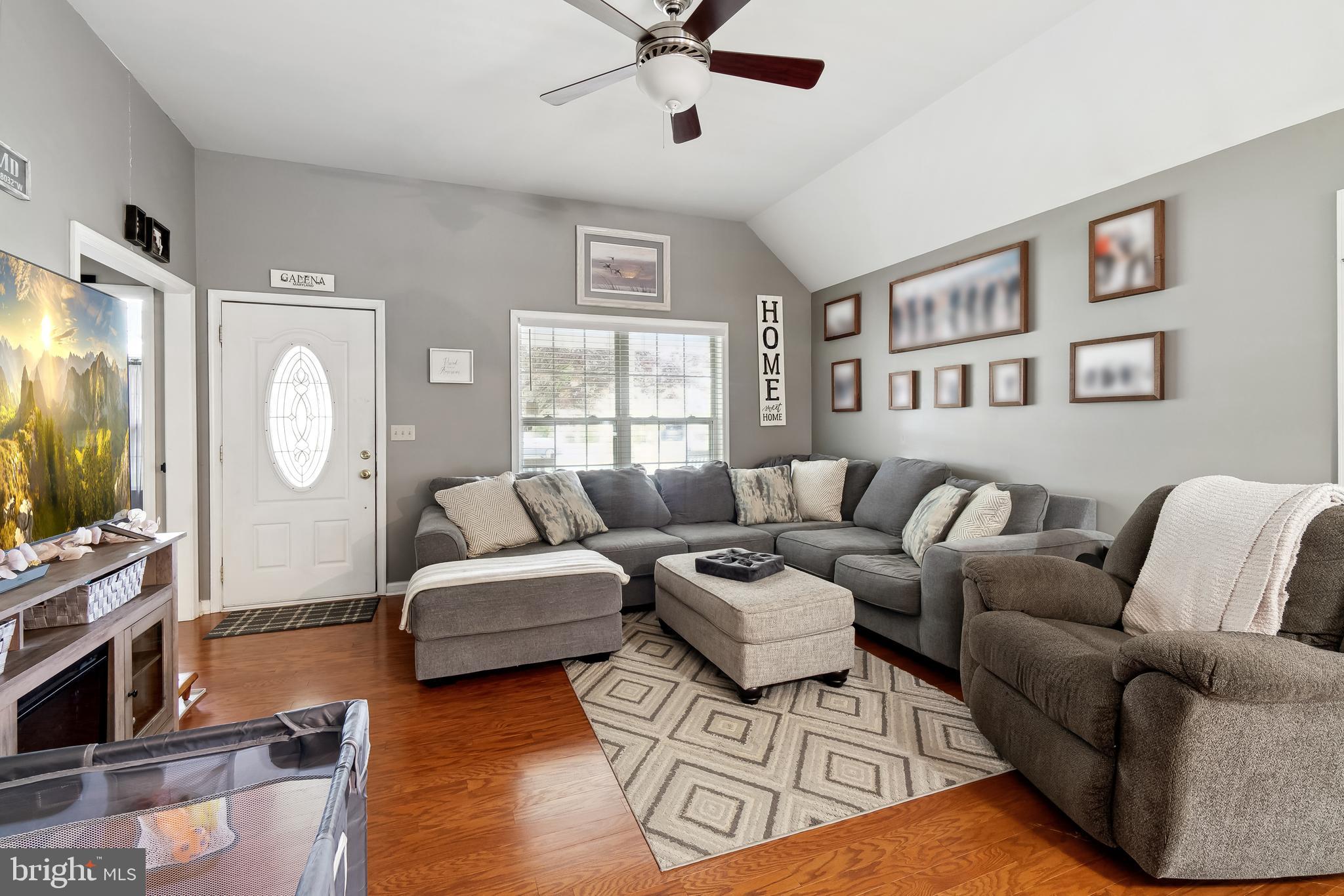 104 Hemlock Ct