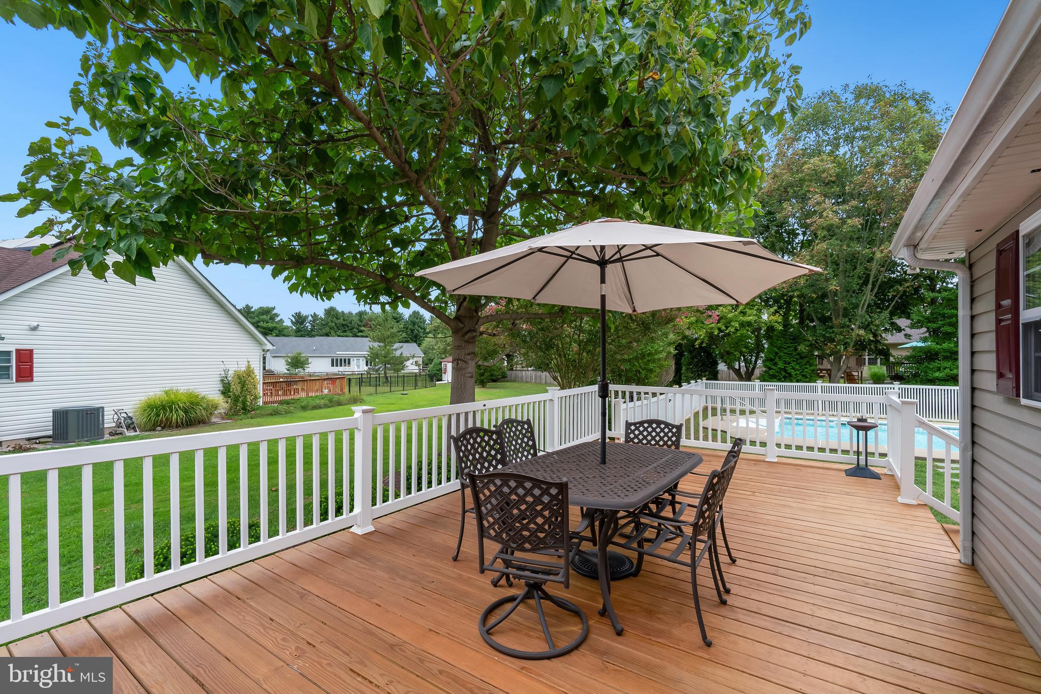 104 Hemlock Ct