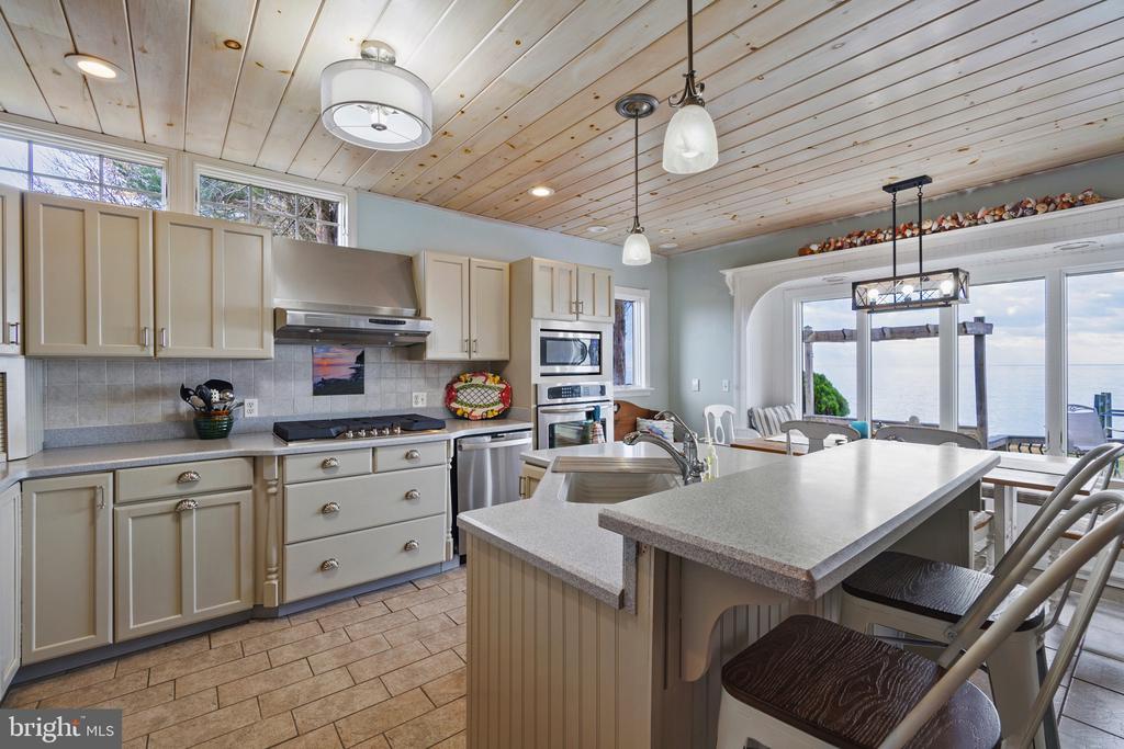 4938 HUNTINGFIELD ROAD
