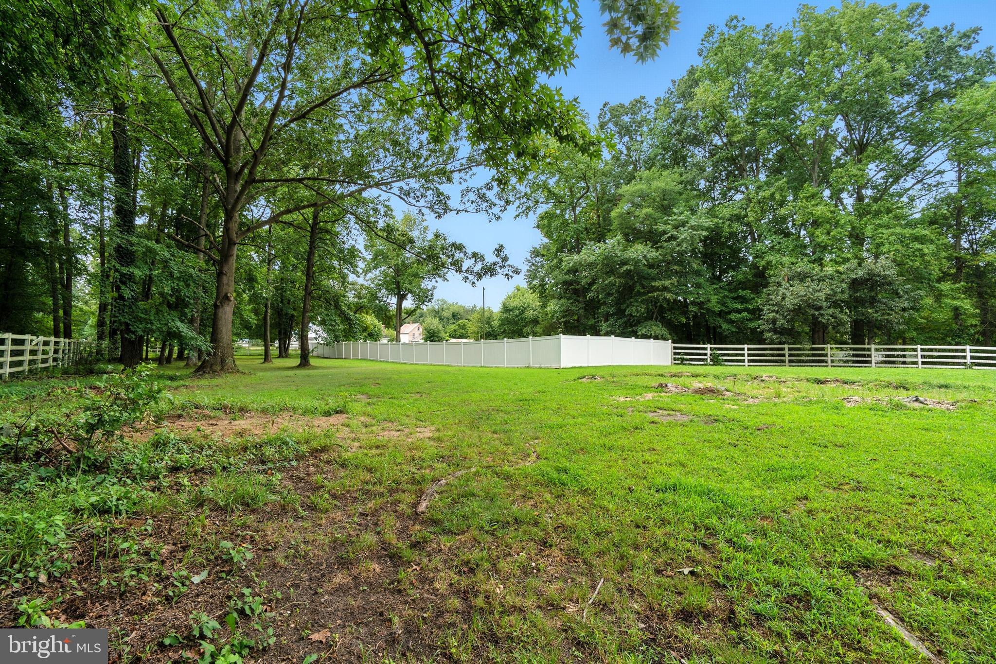 13240 Knotts Ln