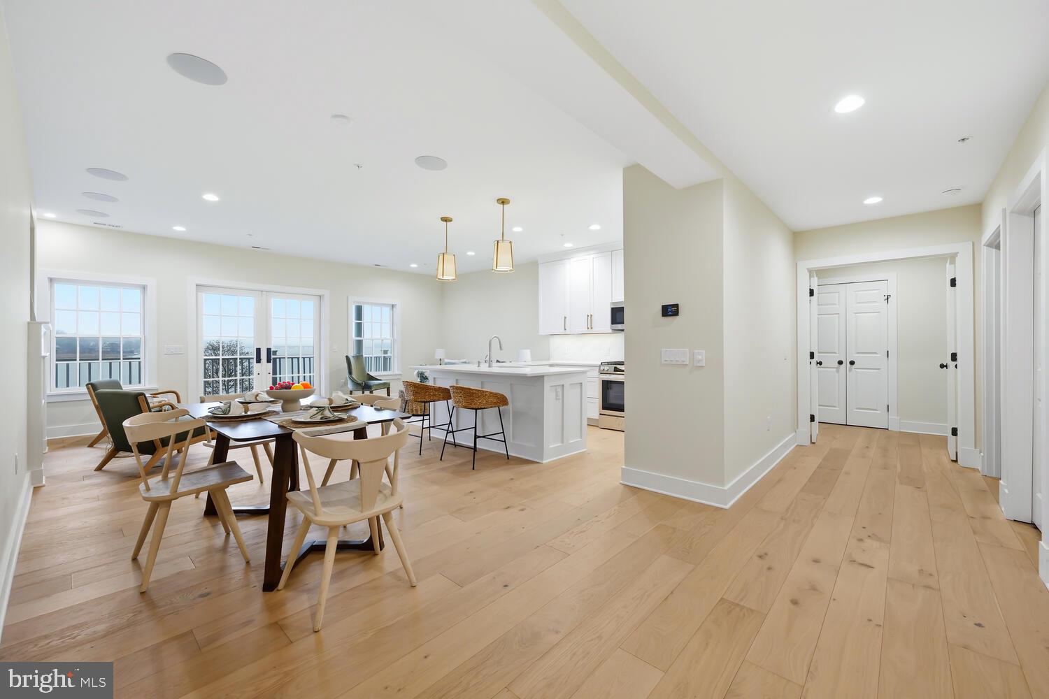 118 LITTLE HARBOR WAY 202