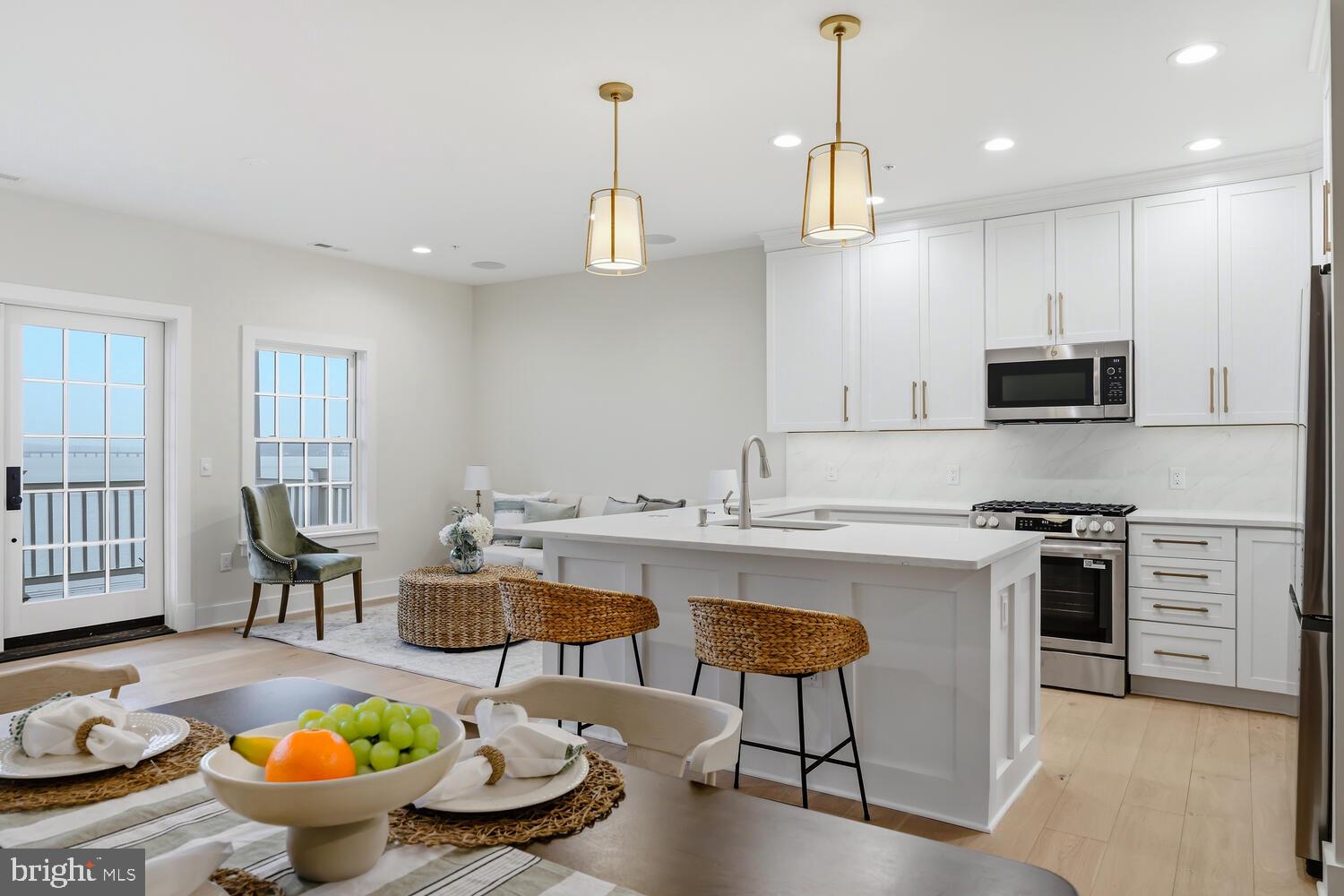 118 LITTLE HARBOR WAY 202