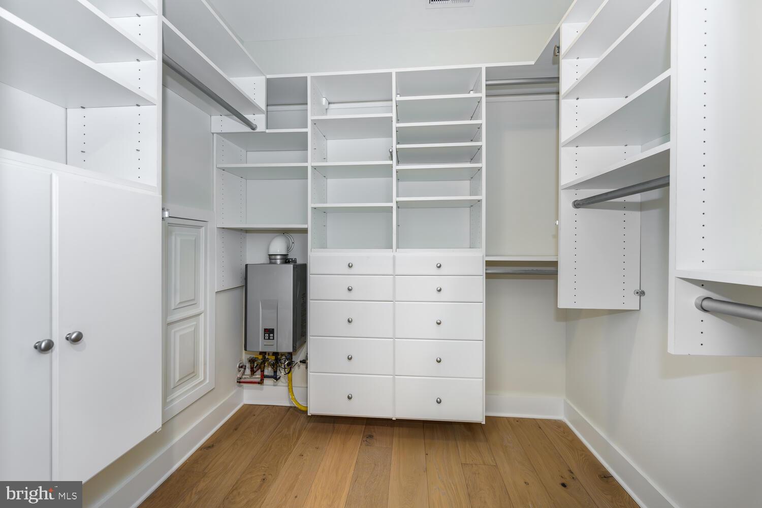 118 LITTLE HARBOR WAY 202