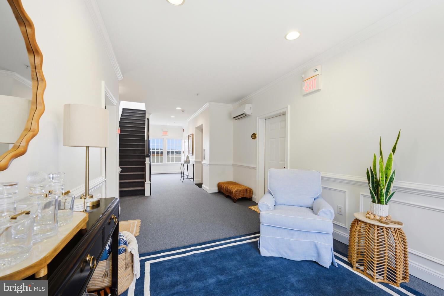 118 LITTLE HARBOR WAY 202