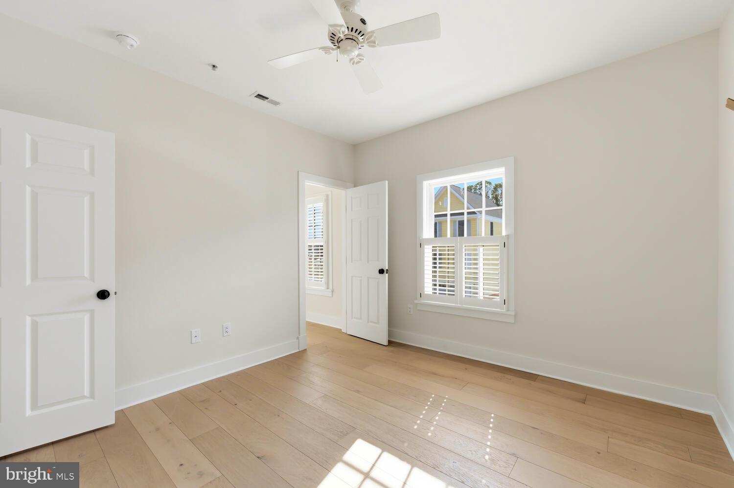 118 LITTLE HARBOR WAY 202