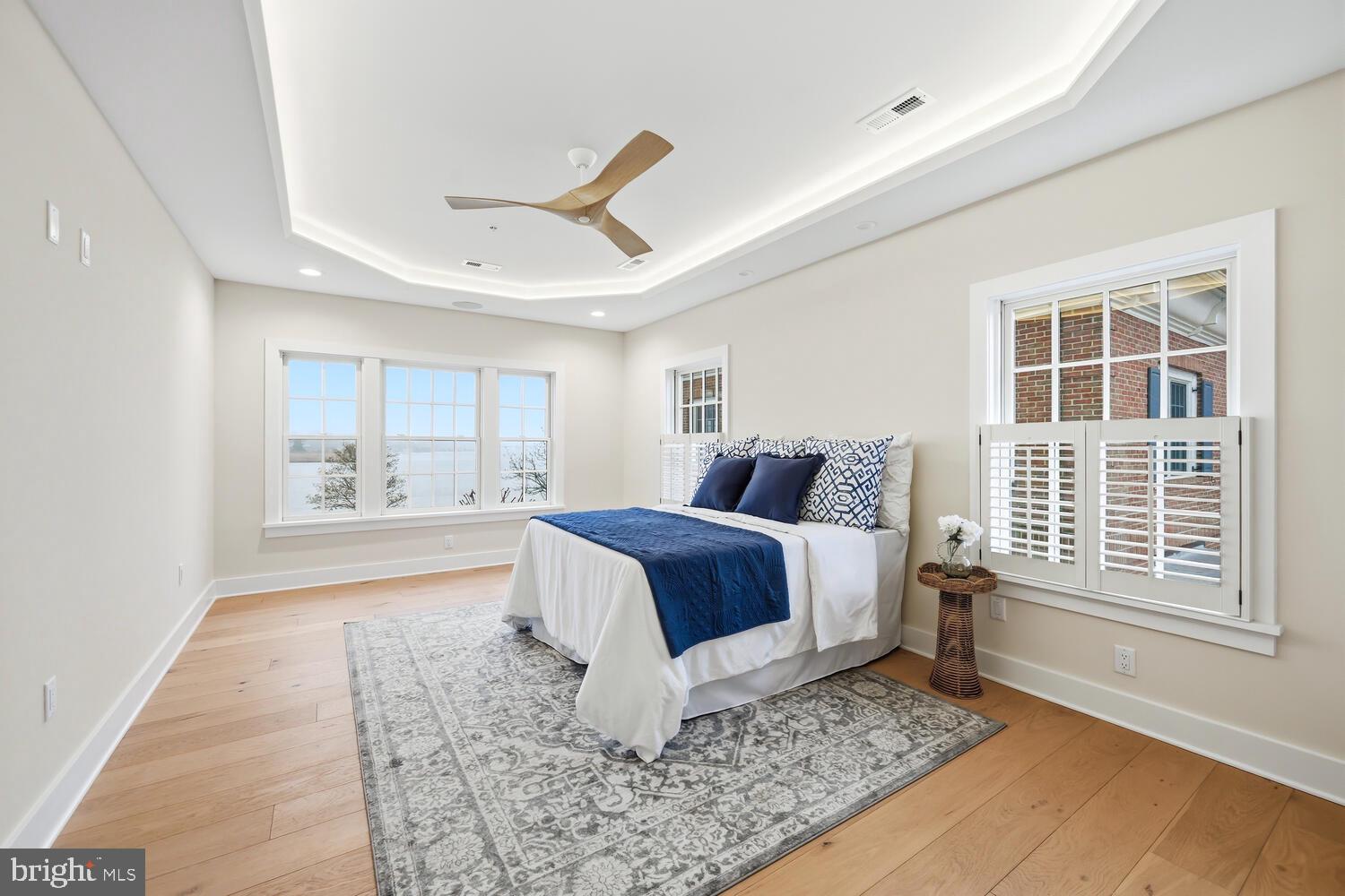 118 LITTLE HARBOR WAY 202