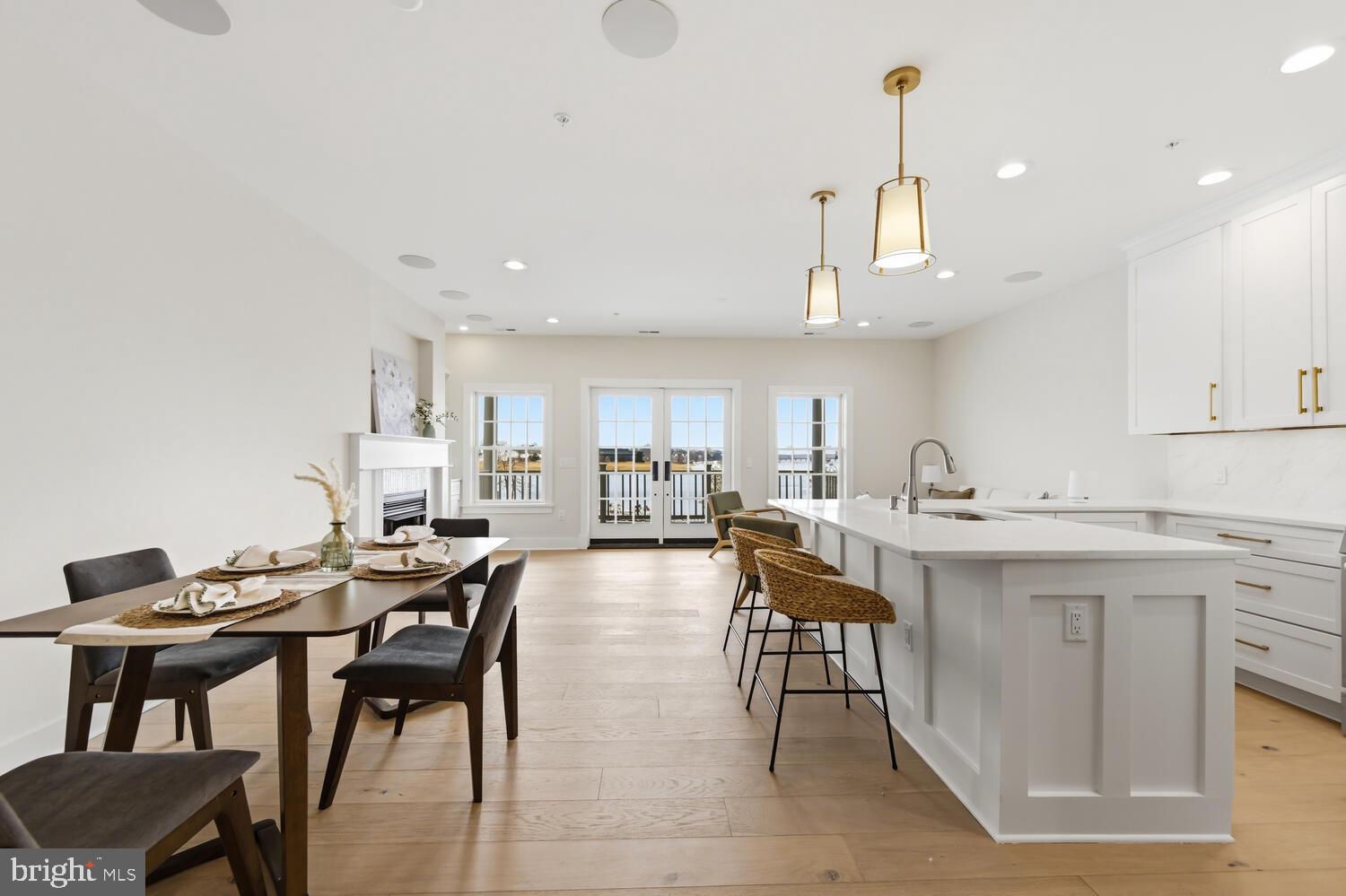 118 LITTLE HARBOR WAY 202