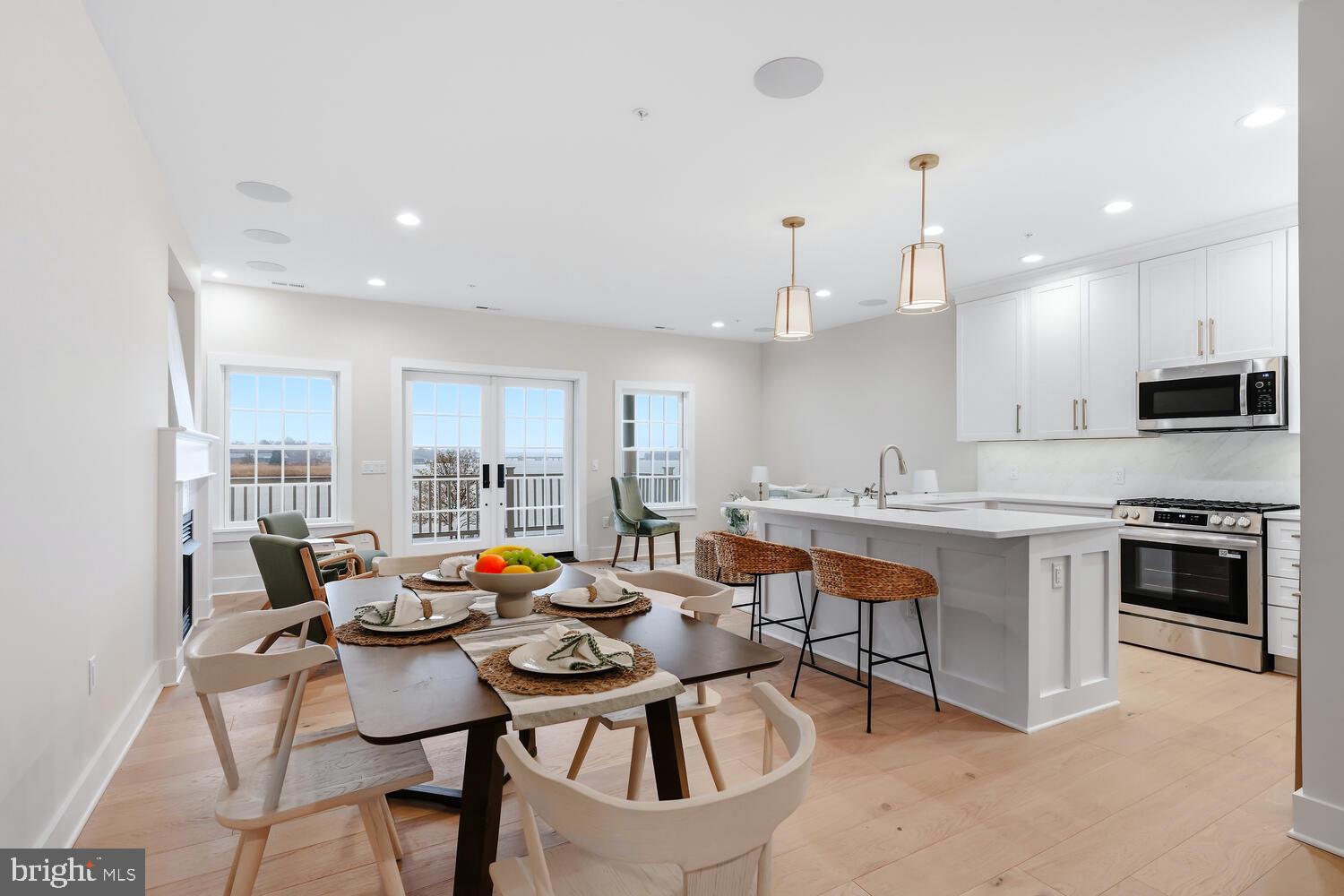 118 LITTLE HARBOR WAY 202