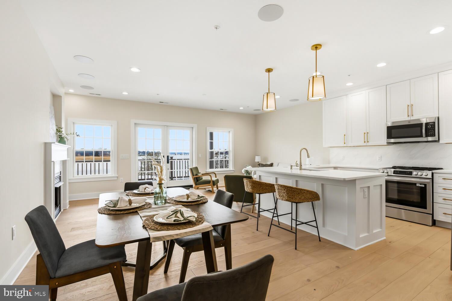 118 LITTLE HARBOR WAY 202