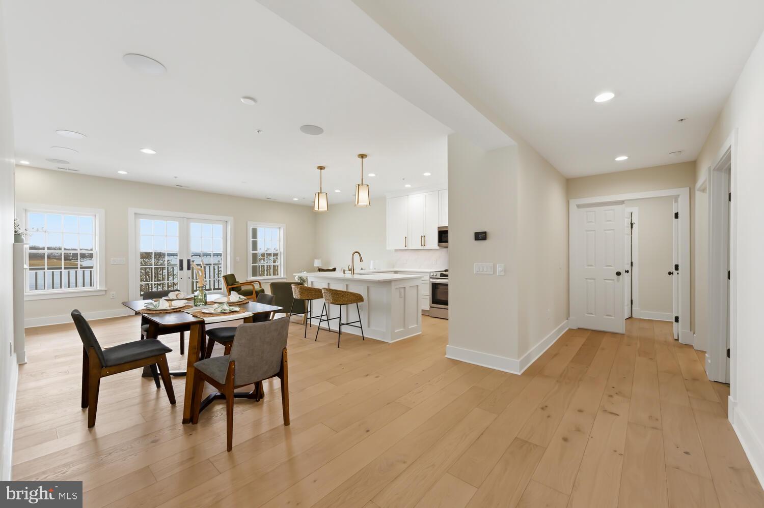 118 LITTLE HARBOR WAY 202