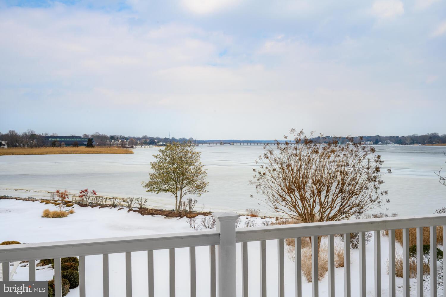 118 LITTLE HARBOR WAY 202