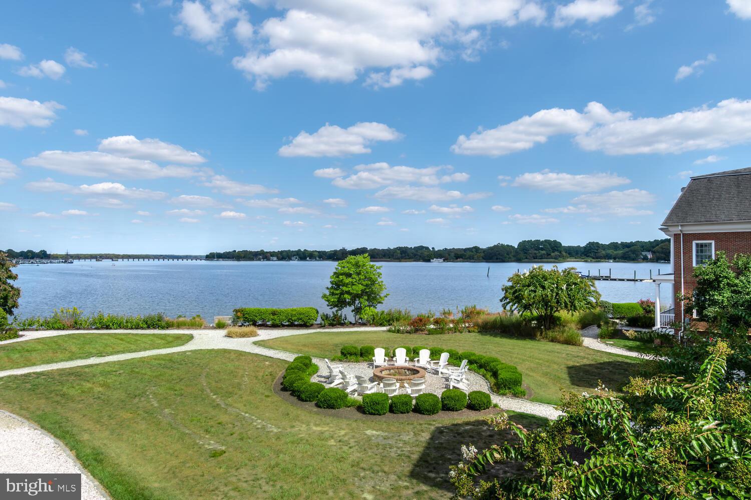 118 LITTLE HARBOR WAY 202