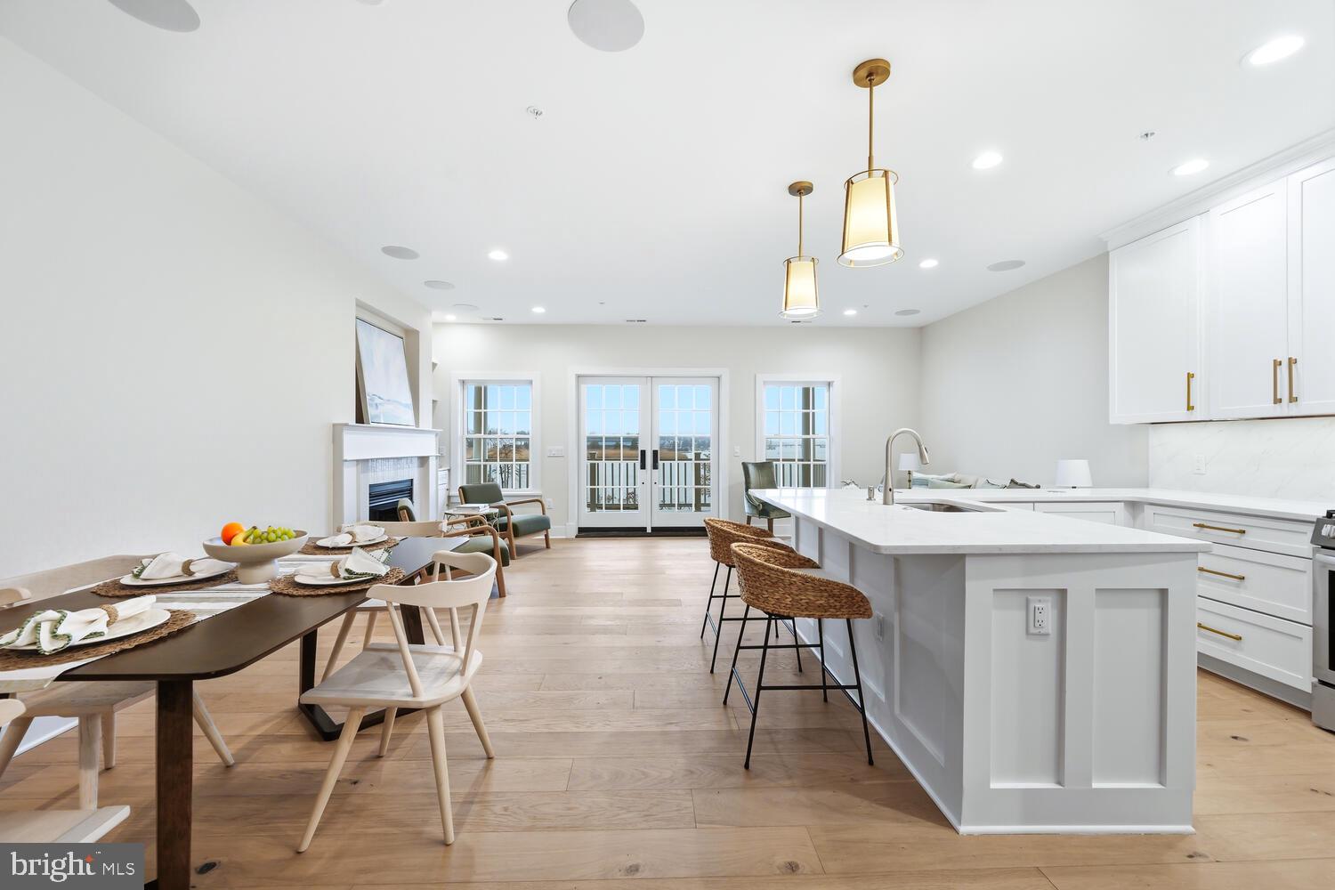 118 LITTLE HARBOR WAY 202