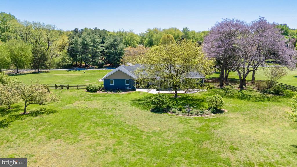 24204 DRAYTON LANDING DRIVE