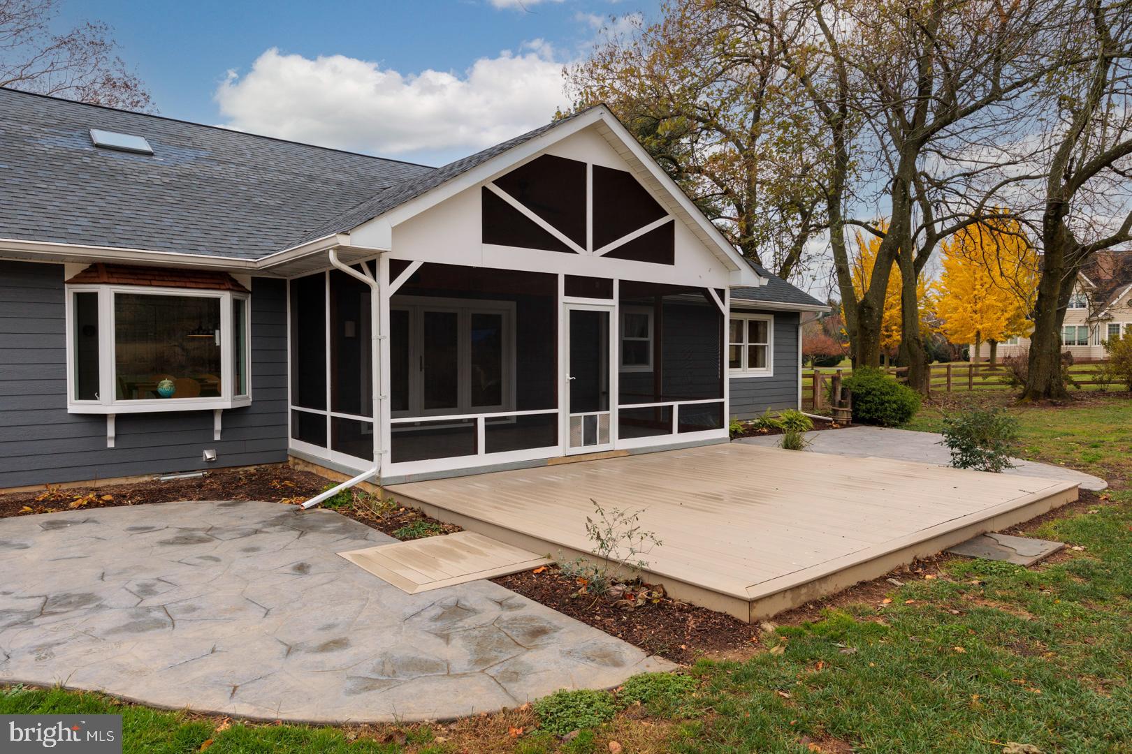 24204 DRAYTON LANDING DRIVE