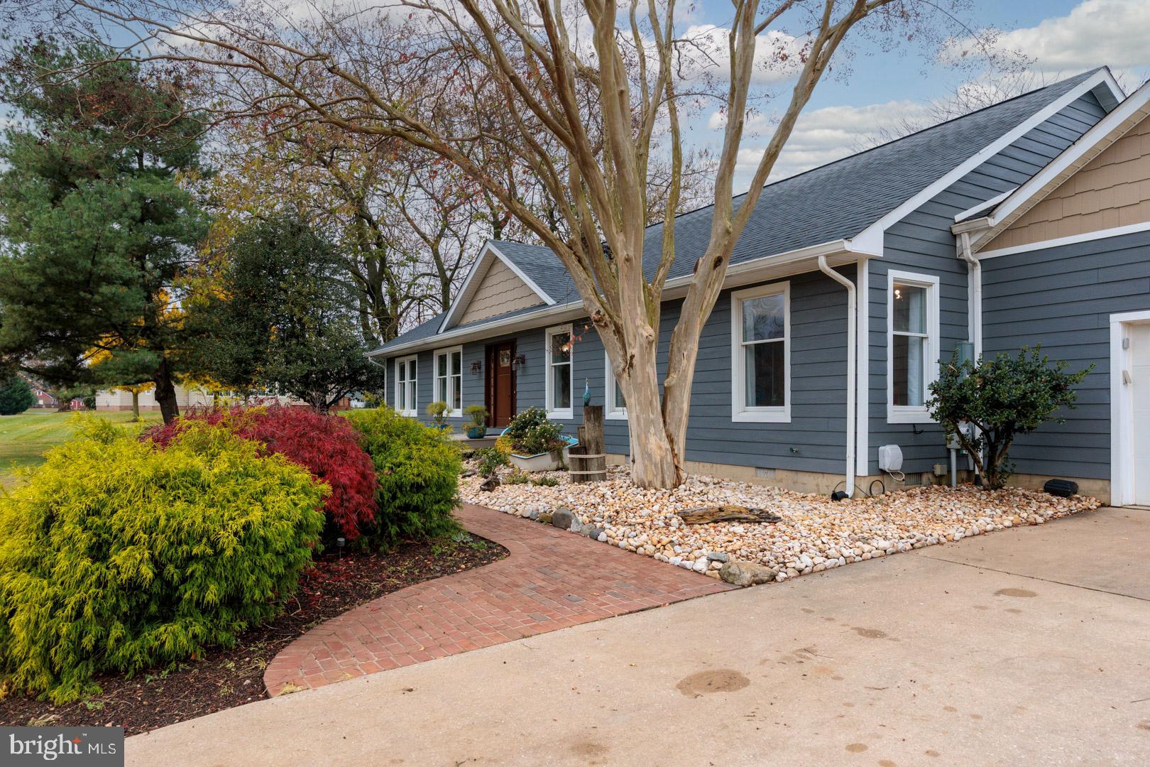 24204 DRAYTON LANDING DRIVE