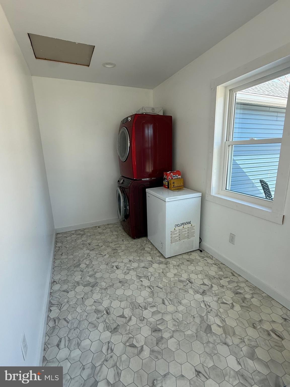 23055 OLD FAIRLEE ROAD