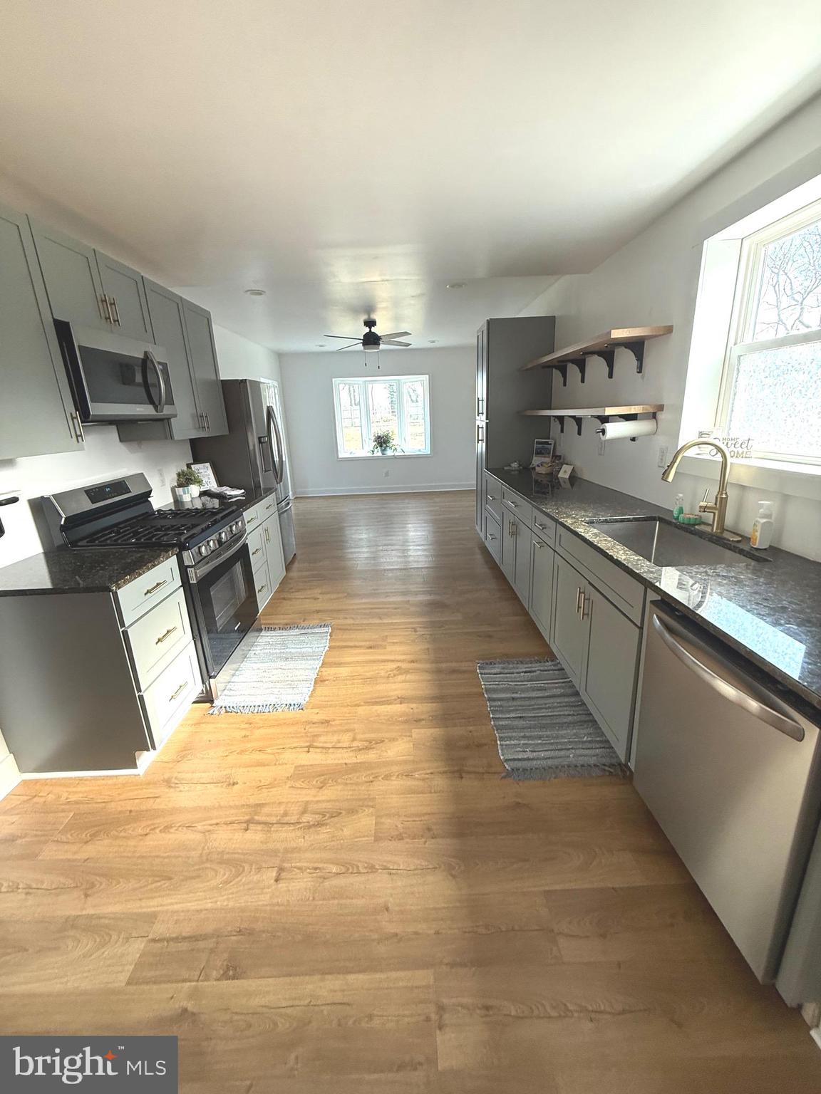 23055 OLD FAIRLEE ROAD