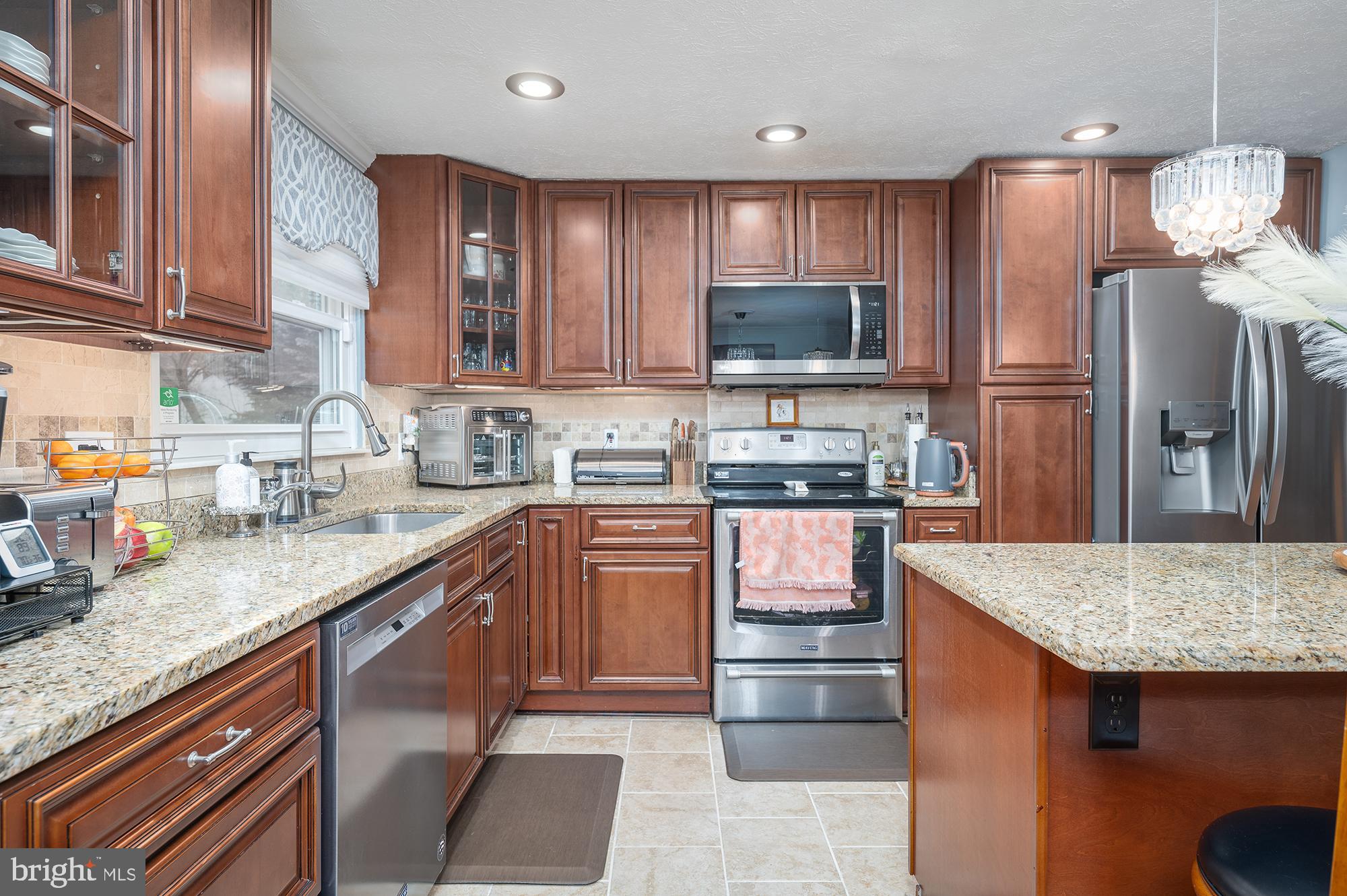 18306 Powhatan Ct