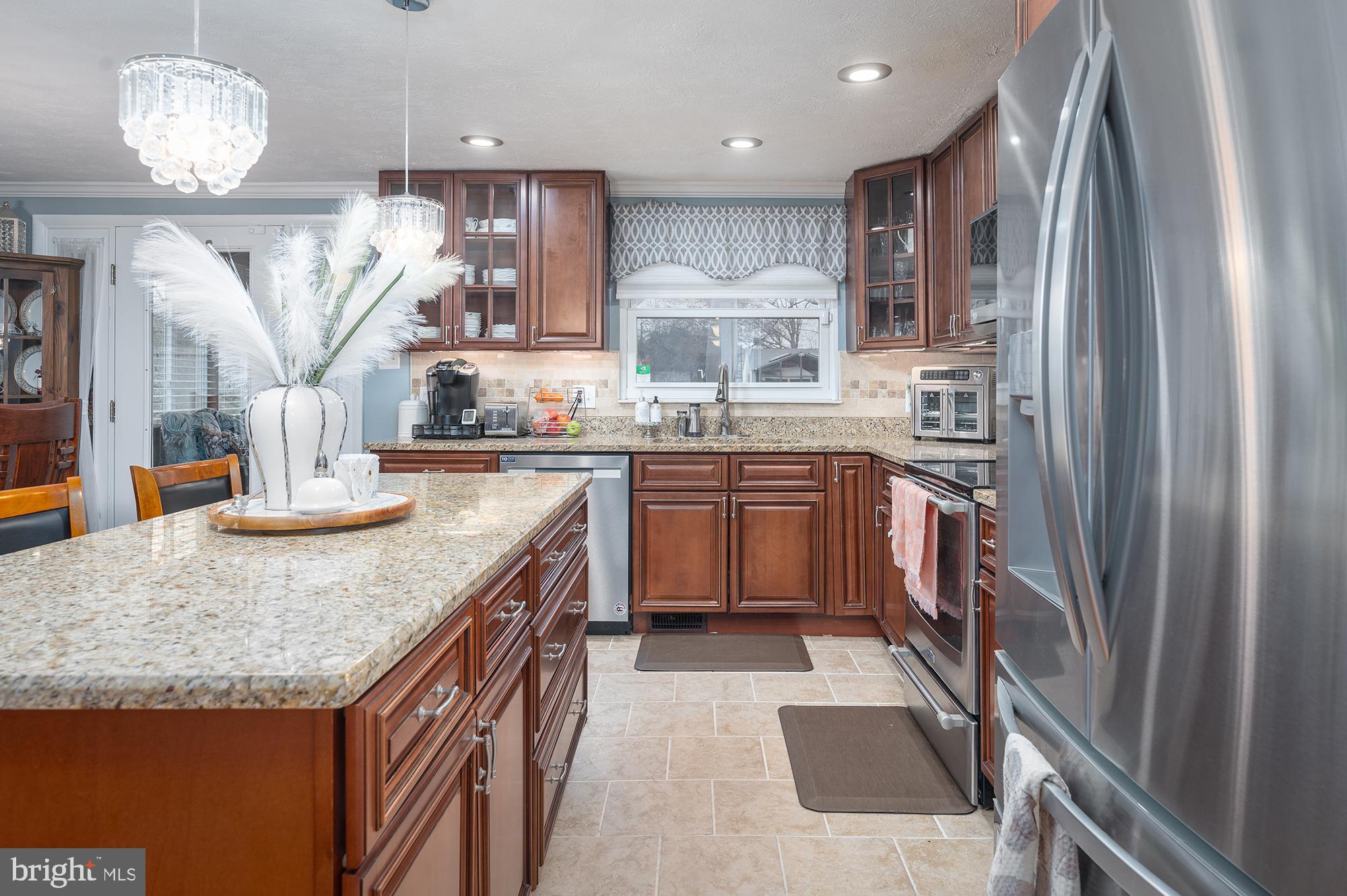 18306 Powhatan Ct