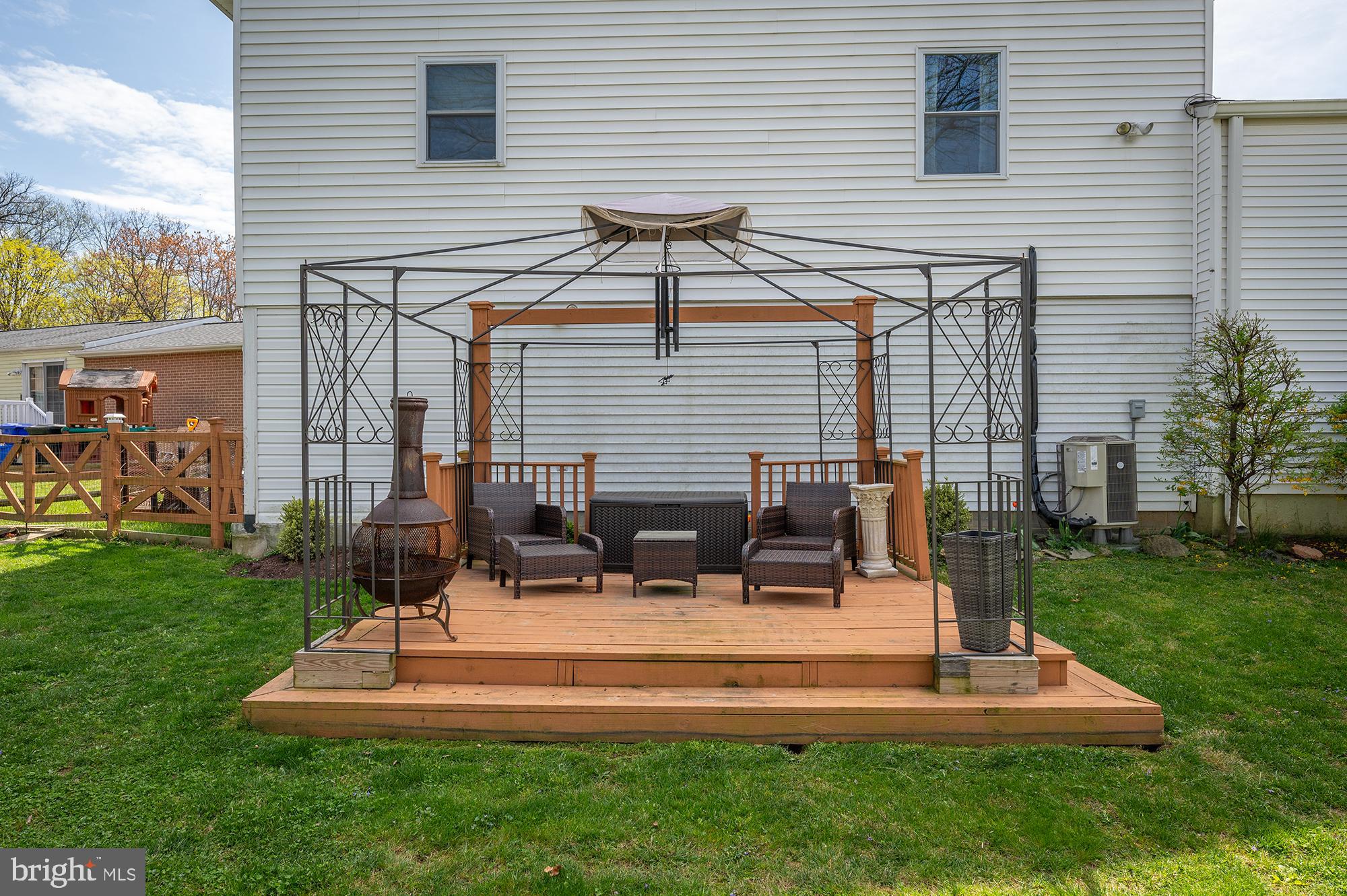 18306 Powhatan Ct