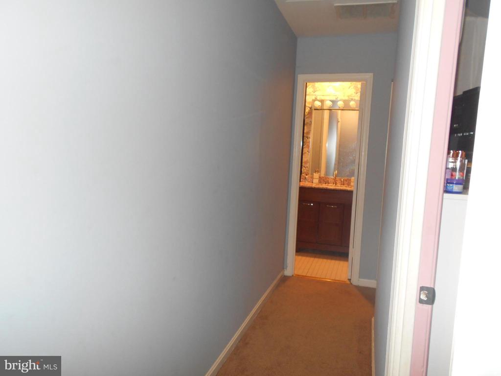 7012 SCOTCH DRIVE