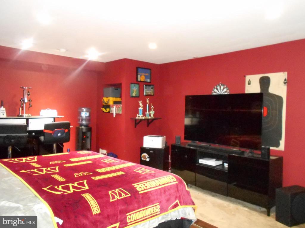 7012 SCOTCH DRIVE