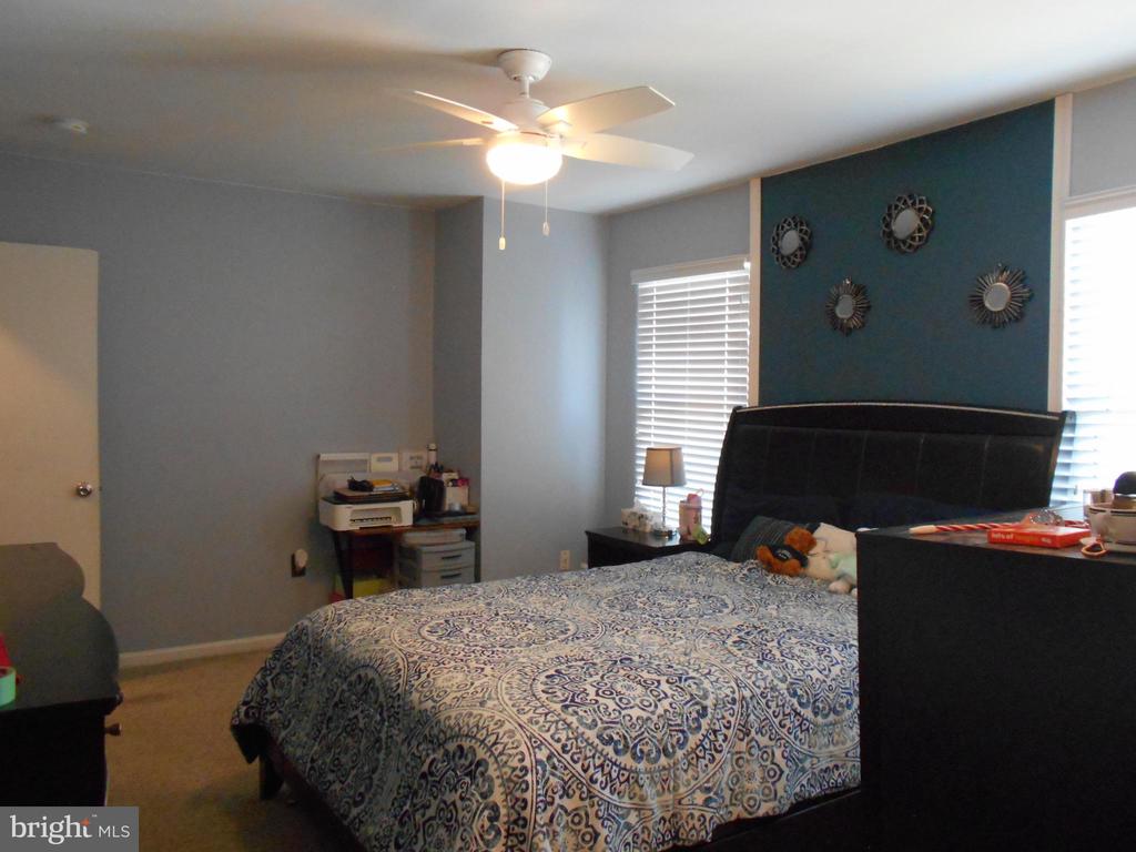 7012 SCOTCH DRIVE