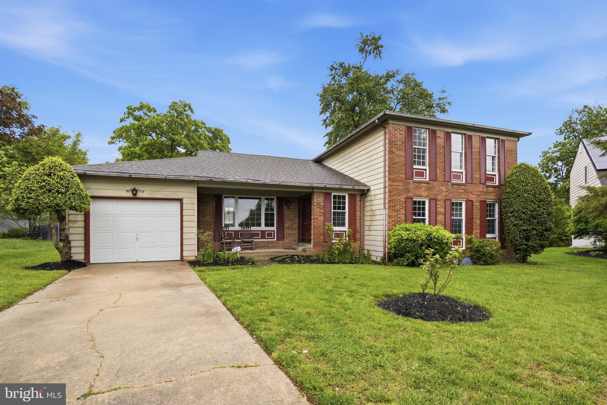 9008 ACREDALE COURT